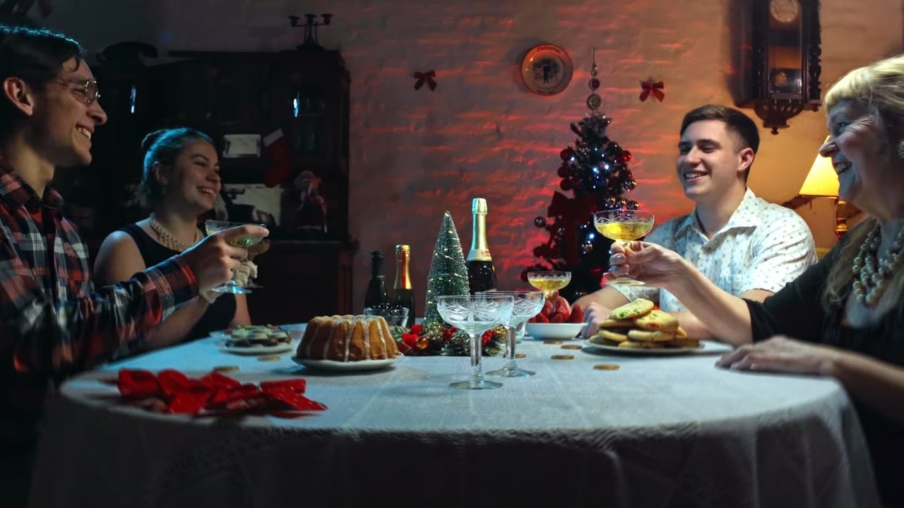 144 Movie Screenshot 1