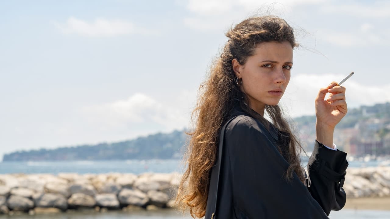 Parthenope Movie Screenshot 2