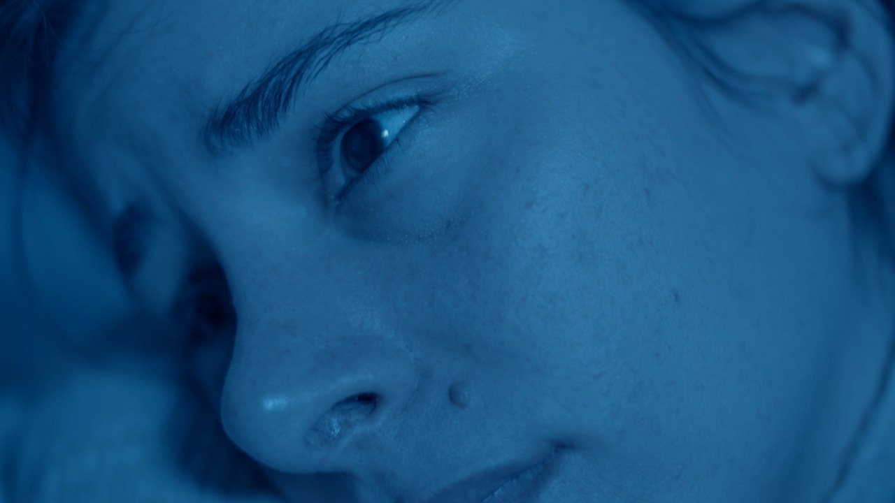 HOLD ME Movie Screenshot 2