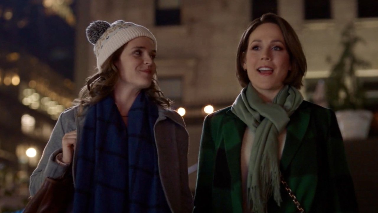 Santa Tell Me Movie Screenshot 2