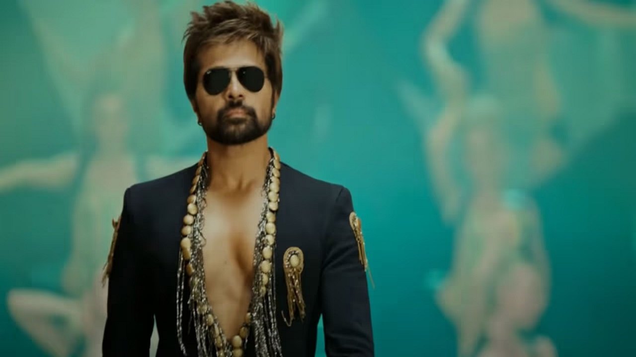 Badass Ravi Kumar Movie Screenshot 2