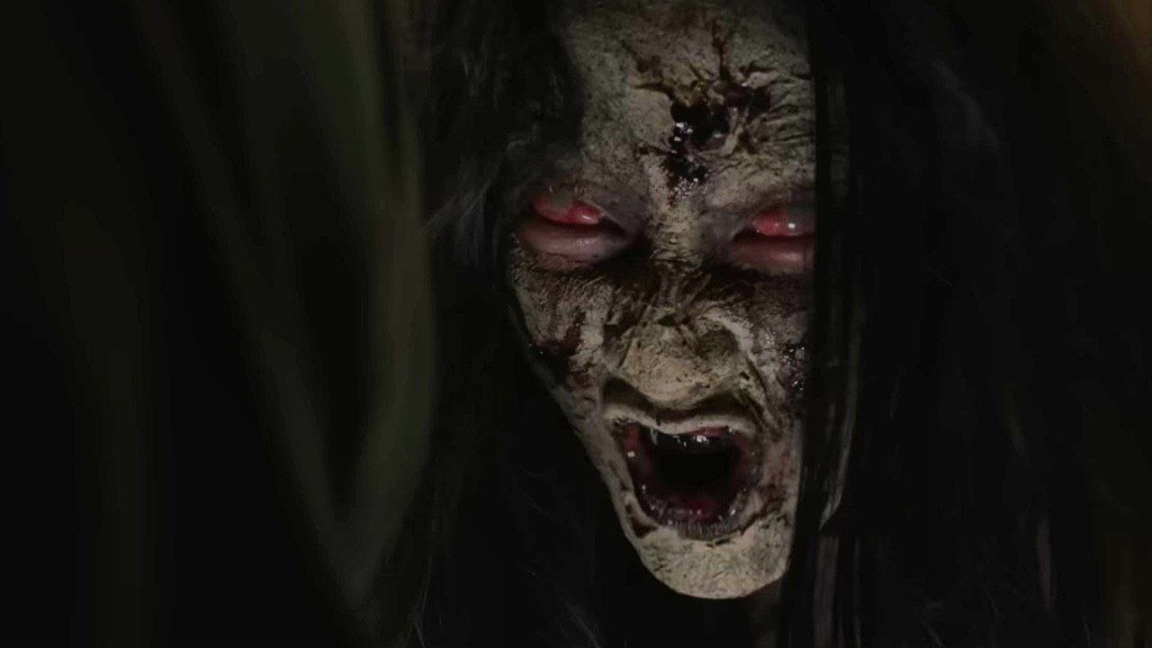 Godaan Setan Yang Terkutuk Movie Screenshot 1