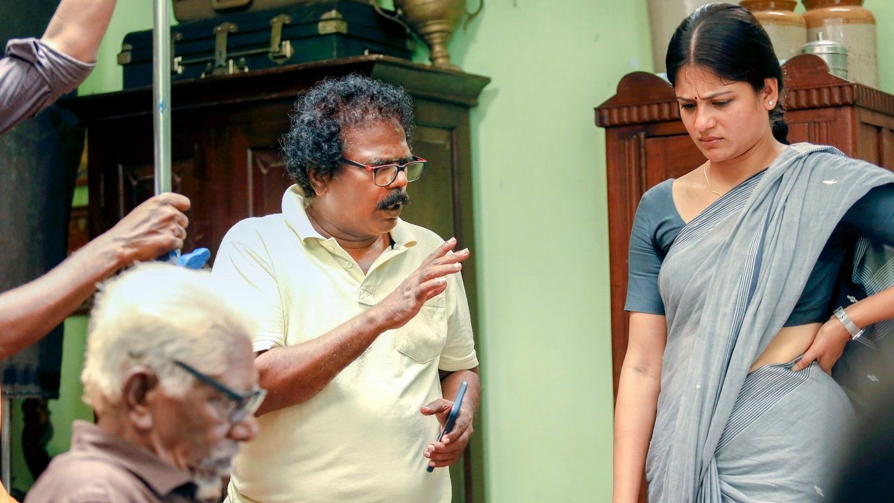 Karumegangal Kalaiginrana Movie Screenshot 2
