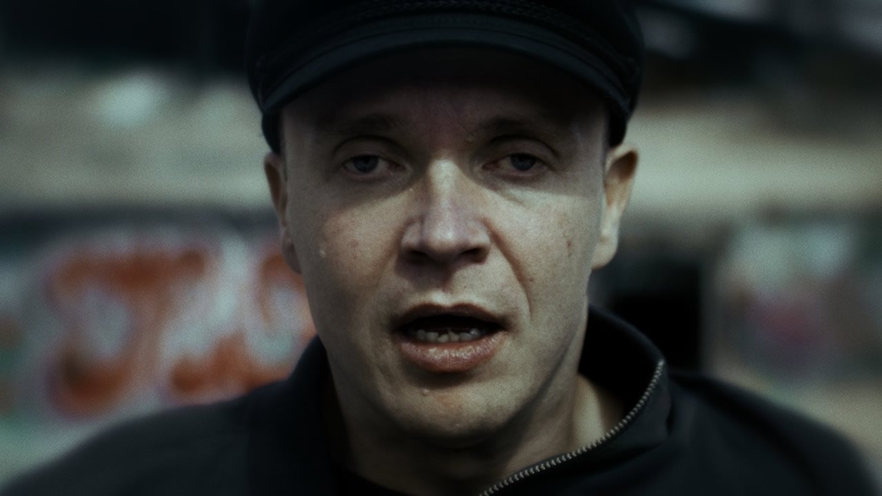 The Blind Man Who Did Not Want to See Titanic Movie Screenshot 2