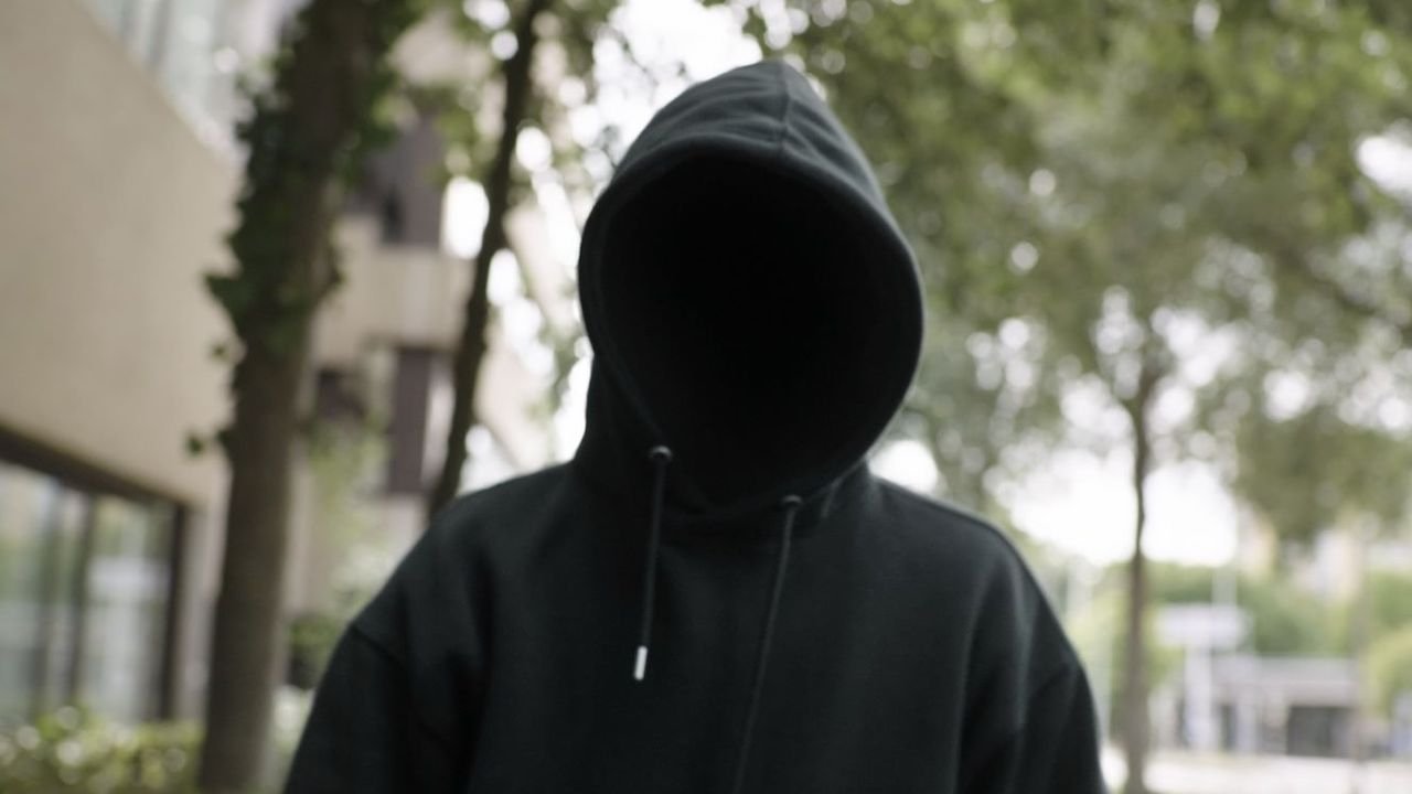 The Invisible Ones Movie Screenshot 5