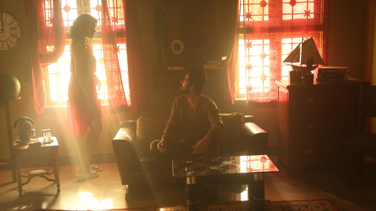 Ispade Rajavum Idhaya Raniyum Movie Screenshot 1
