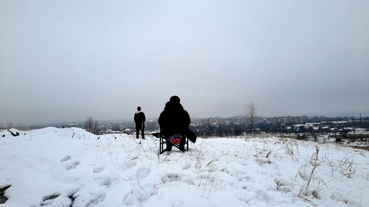 Off the field Movie Screenshot 1