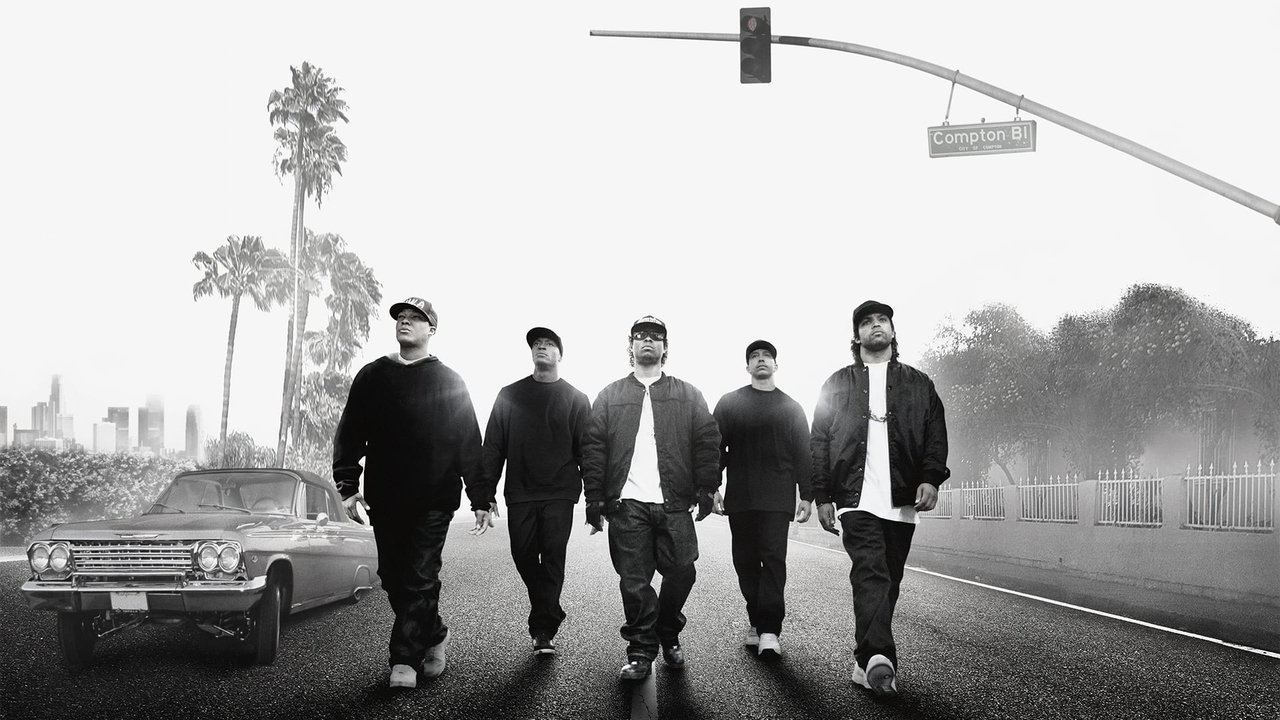 Straight Outta Compton Movie Screenshot 2