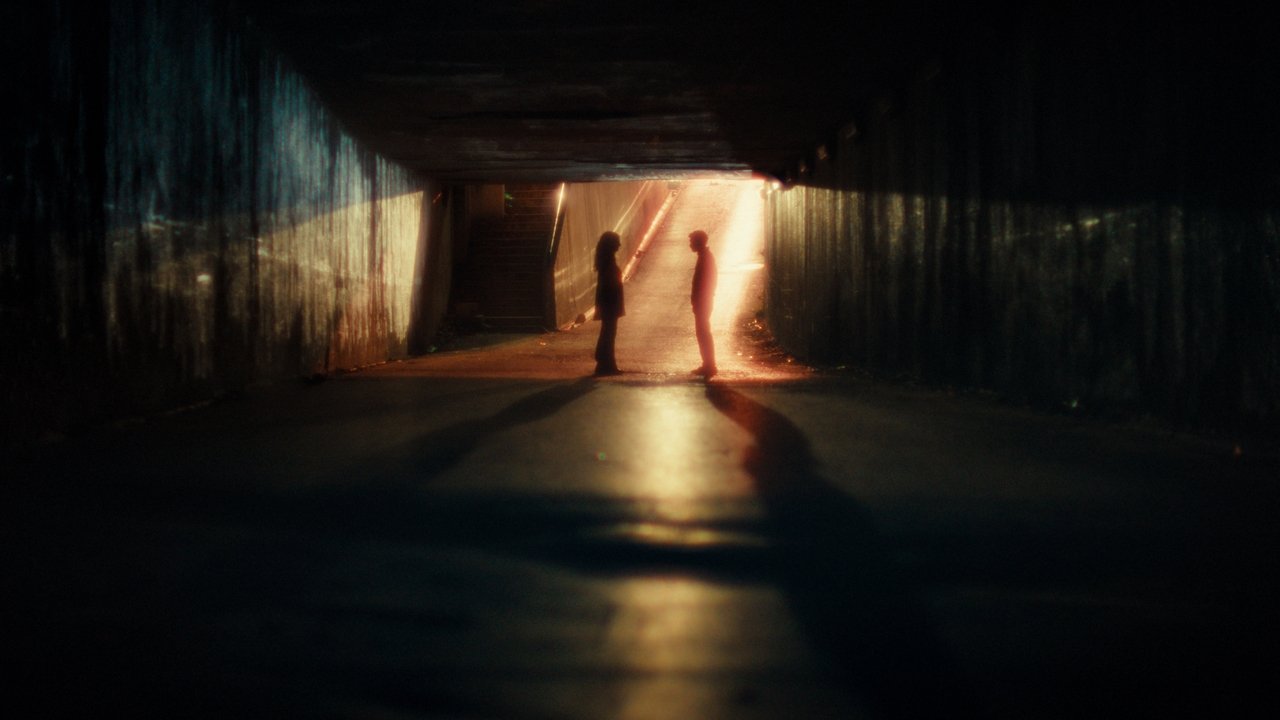 A Sad and Beautiful World Movie Screenshot 1